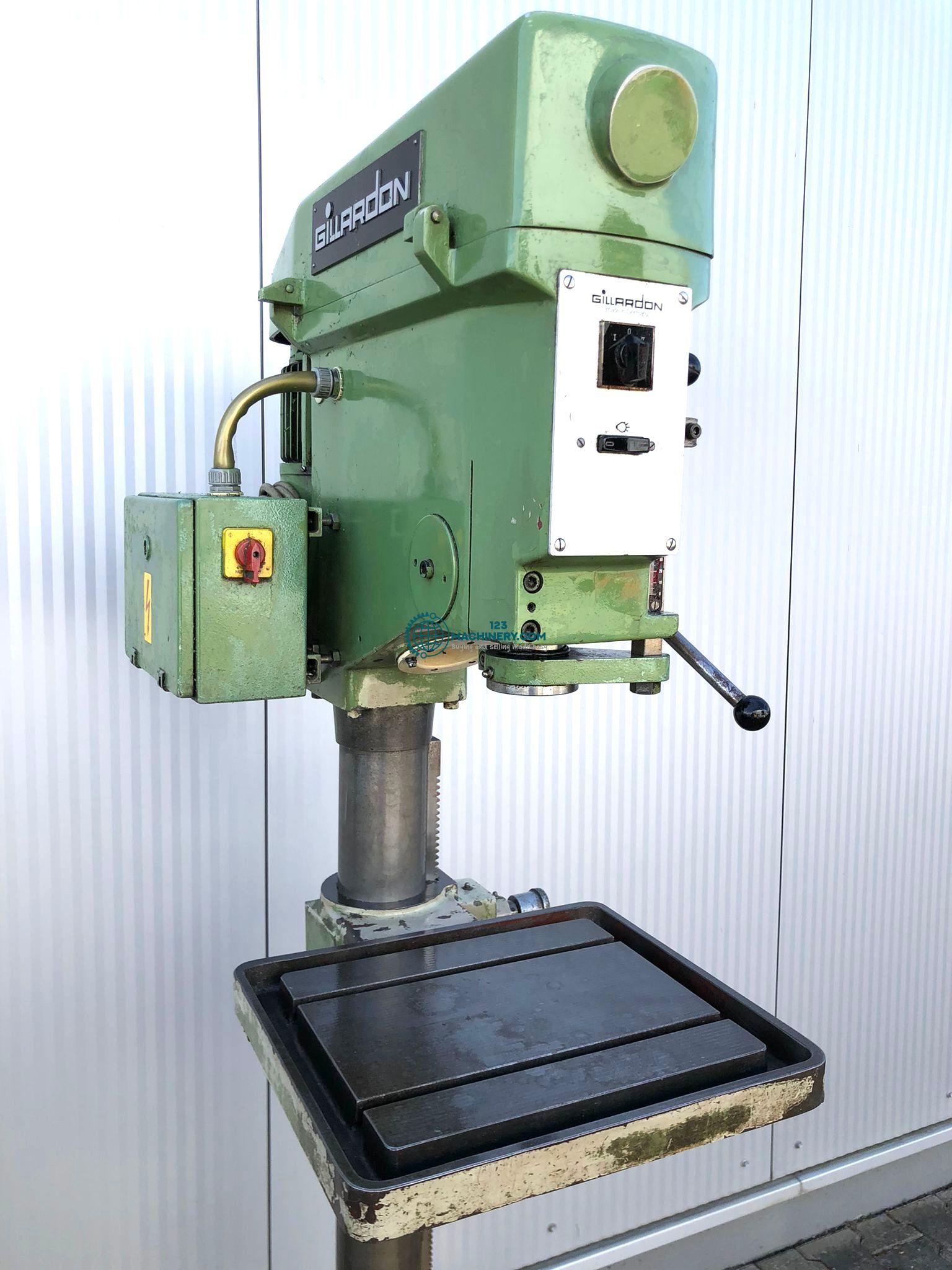 Gillardon GB16 Säulenbohrmaschine